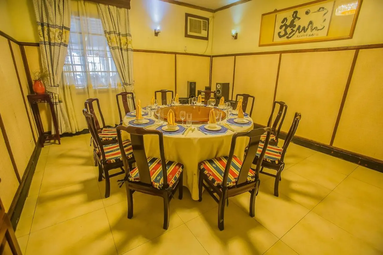 Shangri-La Hotel Uganda Kampala 3*,  Uganda